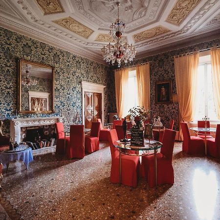 Salotto Delle Arti Hotel Modena Eksteriør billede