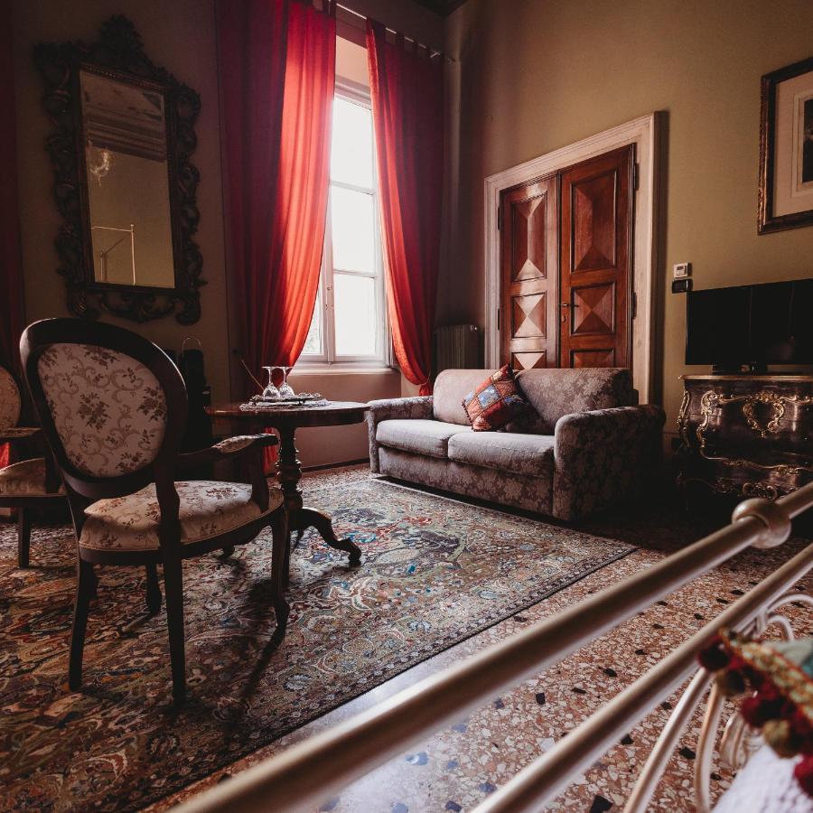 Salotto Delle Arti Hotel Modena Eksteriør billede