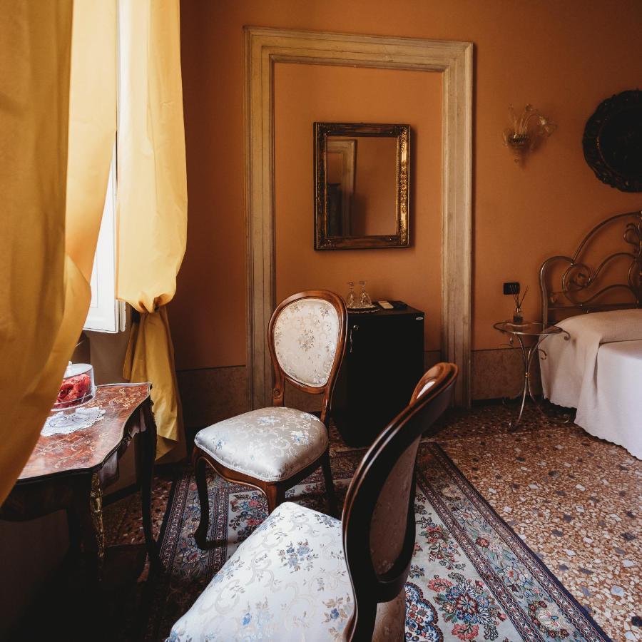 Salotto Delle Arti Hotel Modena Eksteriør billede